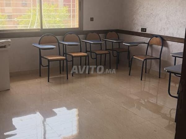 LOCATION PLATEAU BUREAU ( CABINET )DE 160 Mt