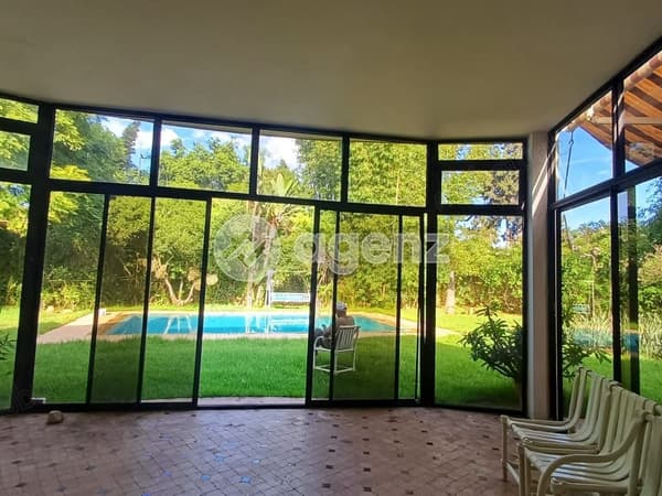Villa à vendre 2 403 m², 3 chambres Souissi Rabat