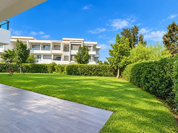 Gelijkvloerse tuinwoning te huur, LEEG, 4 slaapkamers