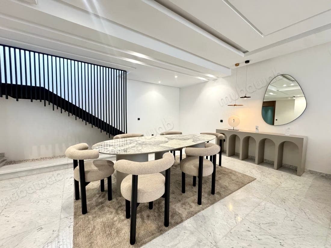 Duplex atypique avec piscine à vendre – Oasis, الدار البيضاء