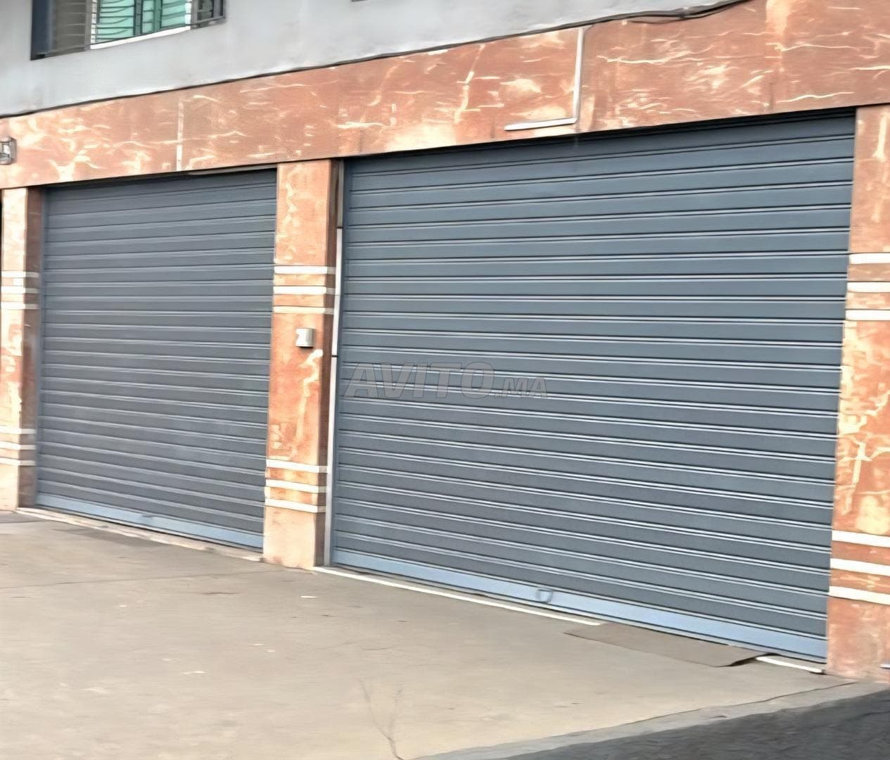 Commercial premises for rent in Ain Sbaa, two shutters