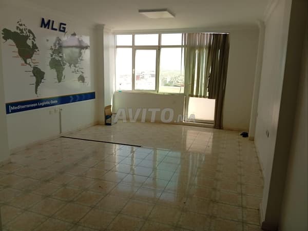 Office for rent in Tangier, rue de Fès