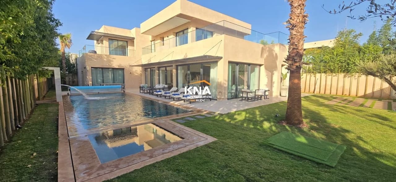 Jolie Villa moderne de style contemporain située au sein d’une résidence golfique de…