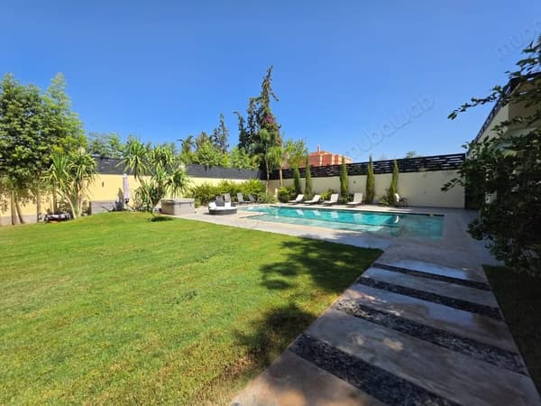 Villa à vendre de prestige de 1000m² targa