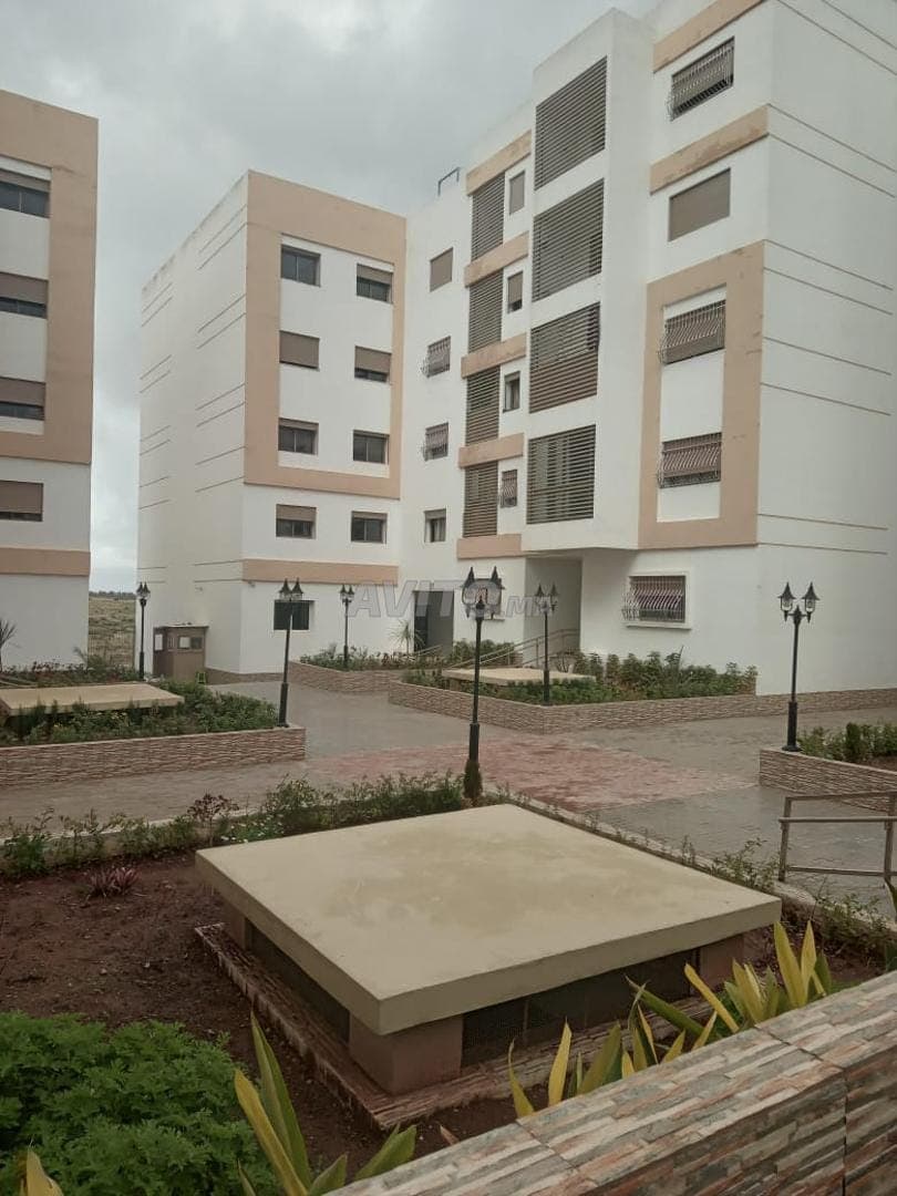 Appartement à louer 118 m² à Victoria Bouskoura
