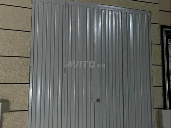 Commercial premises for sale