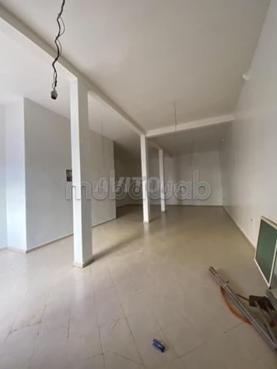 Beau local commercial en location à Wifak. Superficie 230 m²