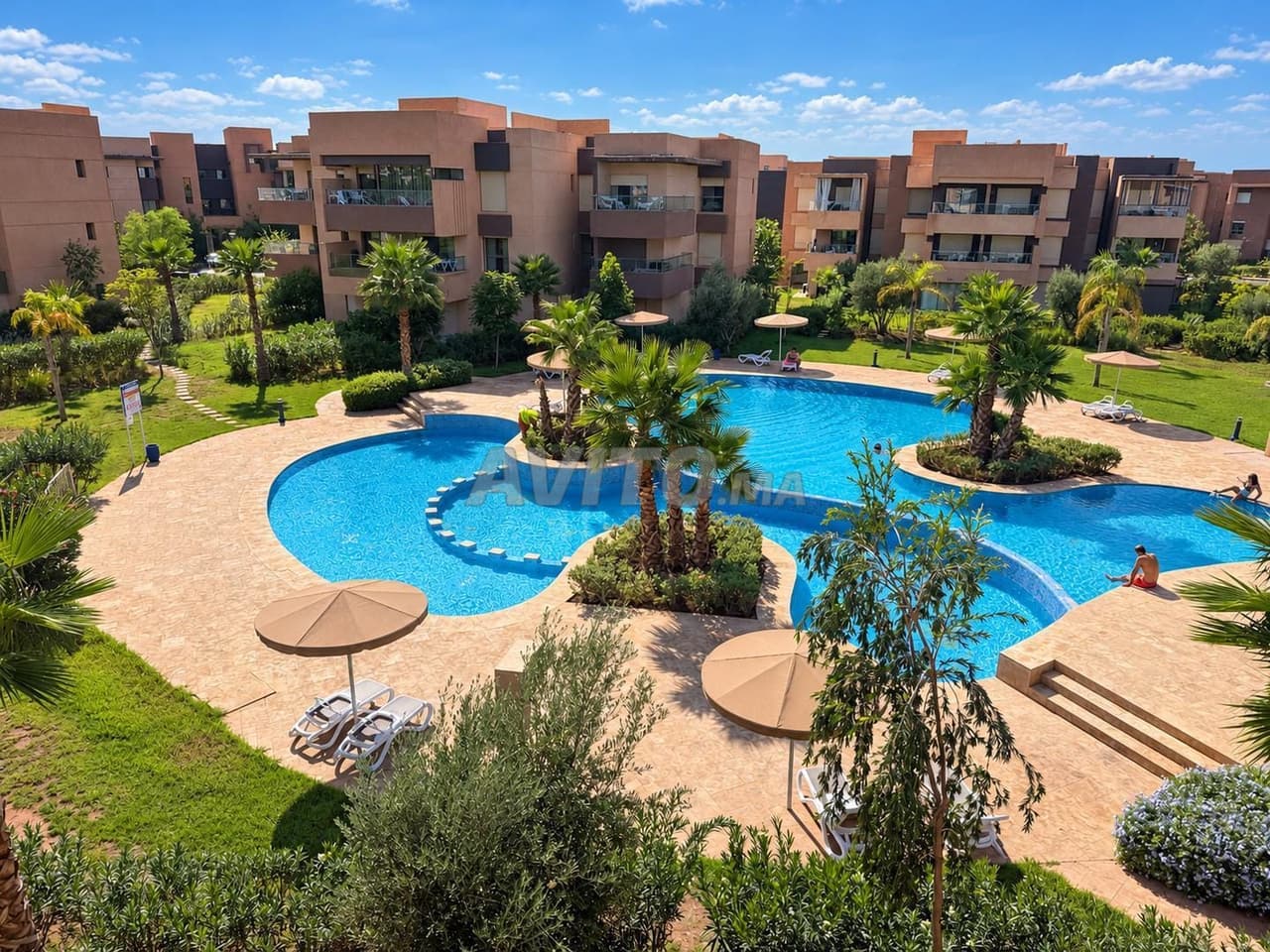 Appartement met zicht op het zwembad in Prestigia