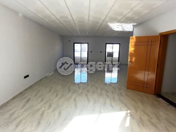 Oficina en alquiler de 78 m² en Route Immouzer Fès