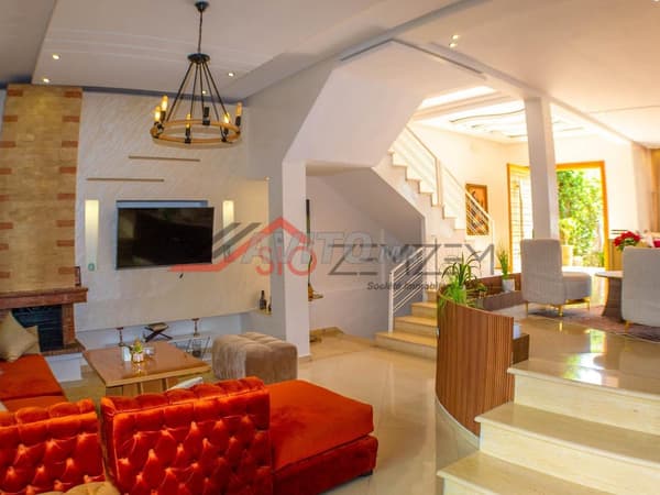 Uitzonderlijke Villa Elegantie en Comfort