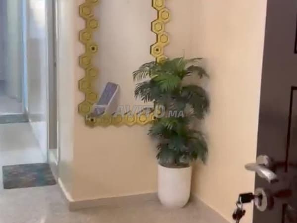 شقة للكراء بالطابق الأول حي رياض أولاد امتاع