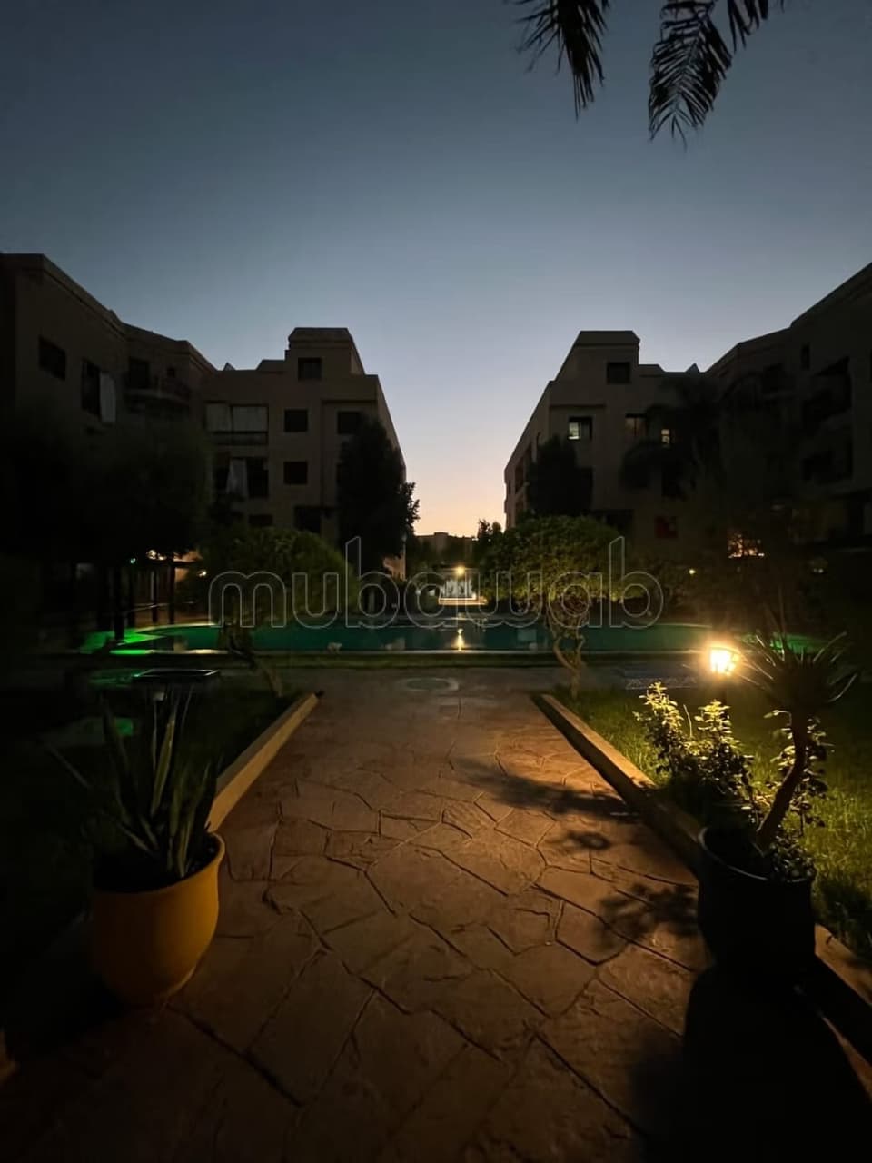 Spacieux appartement meublé en location