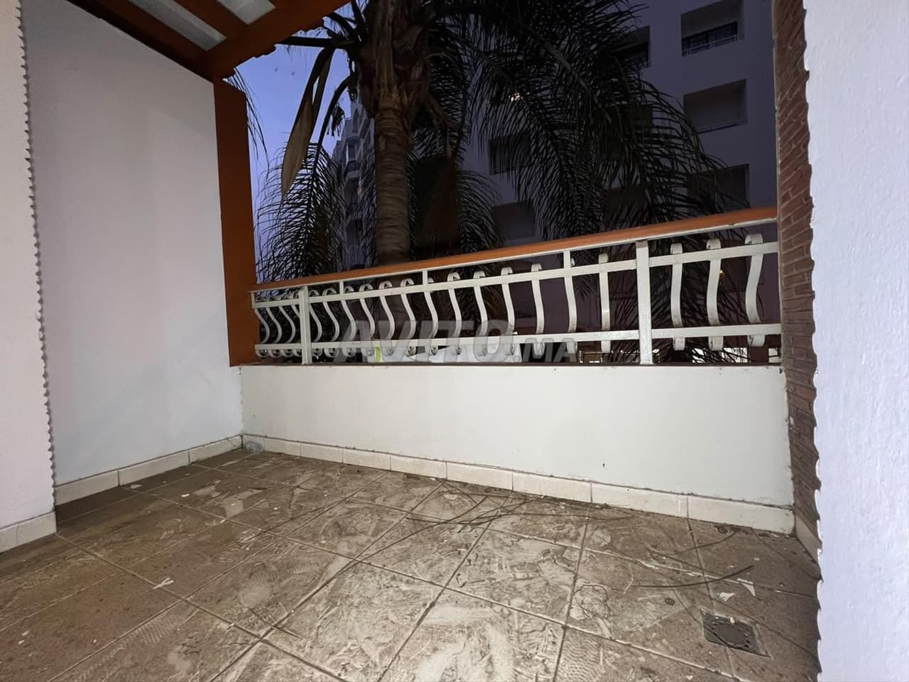 Te huur prachtig appartement met 3 slaapkamers - Racine