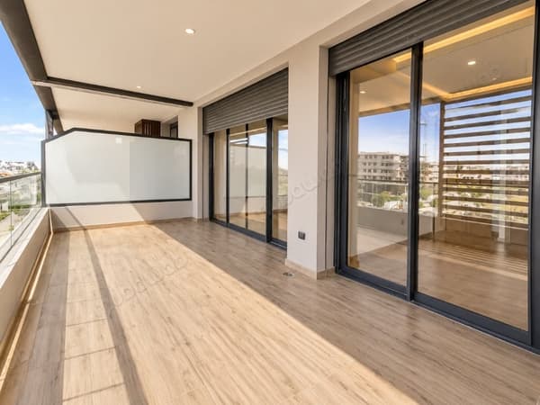 Luxueux studio VIDE à CFC