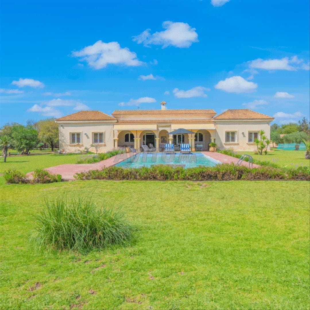 68240-Verkoop Villa in Bouskoura Bouskoura 10520 m