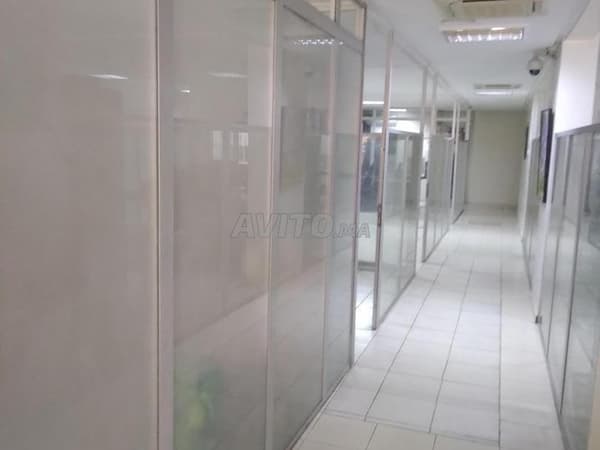 Kantoor van 160m² aan bd Abdelmoumen tram