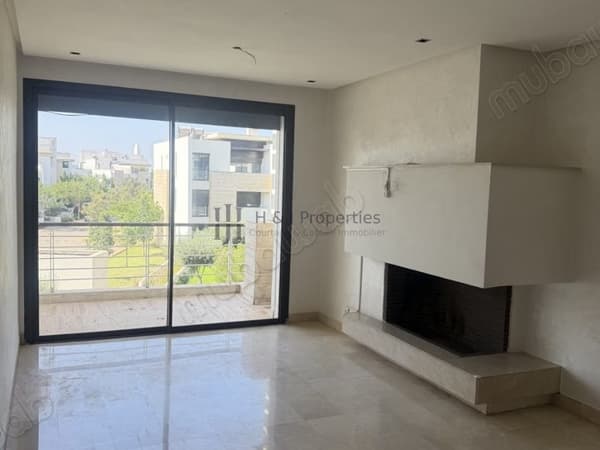 T3 unfurnished 92m² – 2 bedrooms – terrace
