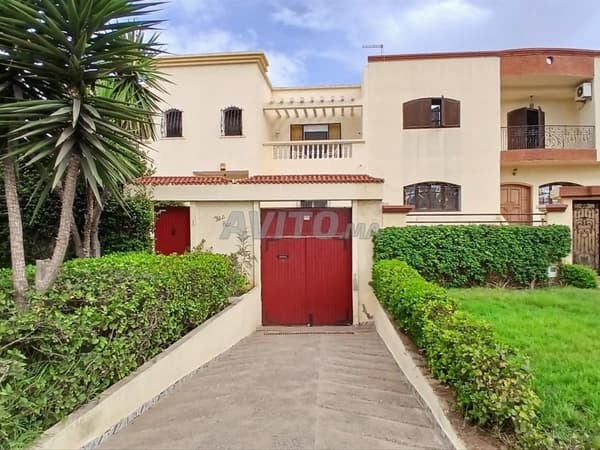 🏡 Villa te koop – 300 m²