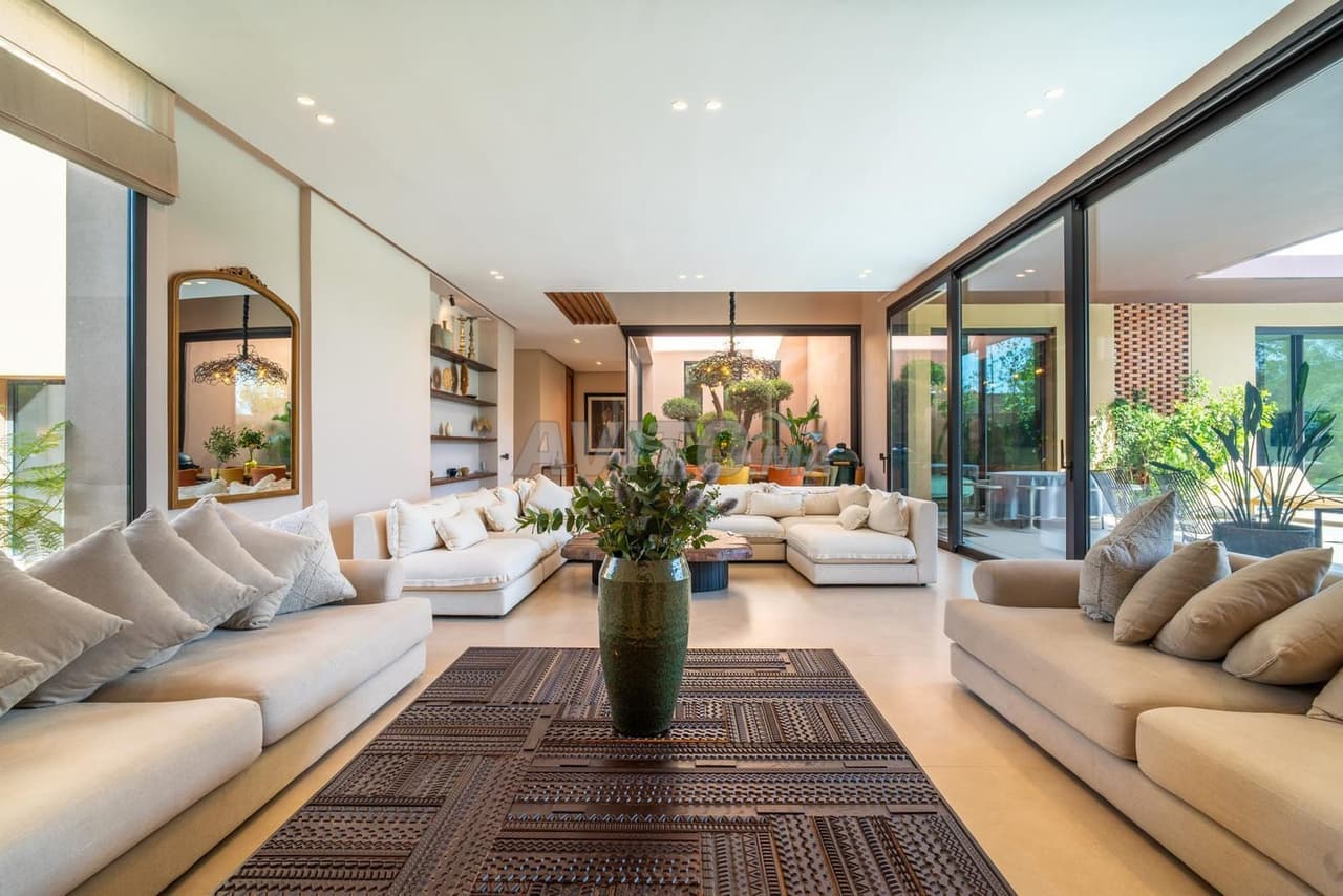 Villa 5 suites neuve résidence sur golf