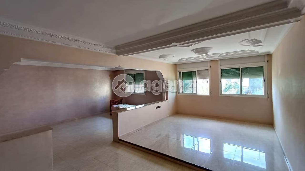 Maison à vendre 121 m², 6 chambres Oulfa Casablanca