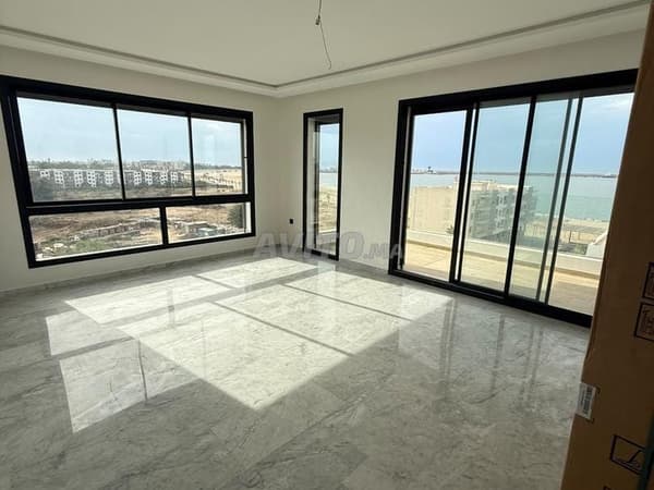 Schitterend onbemeubeld appartement te huur – Les Orchidées