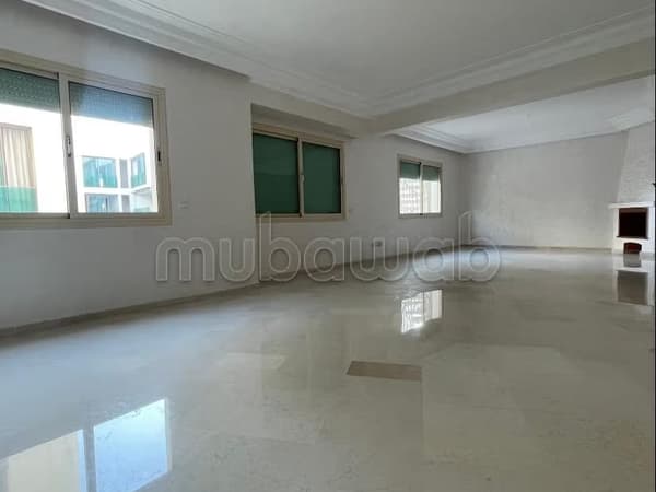 Beautiful apartment for sale just steps from Ain Diab Corniche