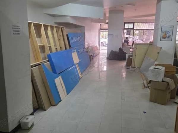 Local commercial à Vendre de 292.0 m² à Casablanca, Racine