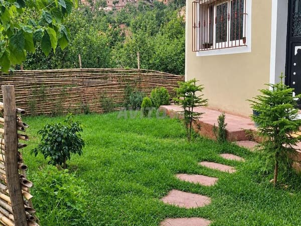 Appartamento indipendente in affitto mensile a Ourika, in piena natura