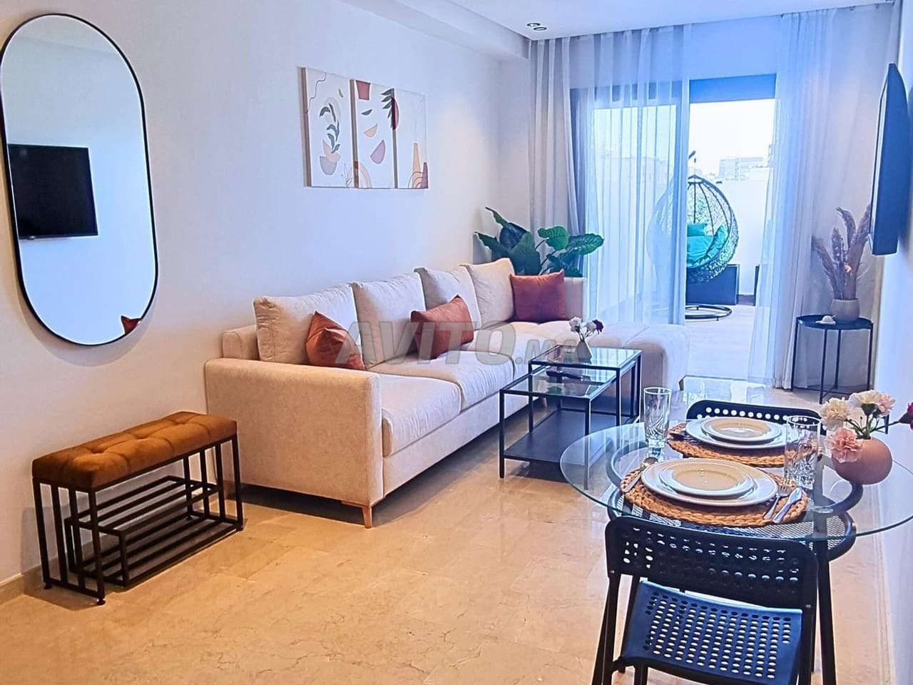 Modern studio, equipped terrace in city center