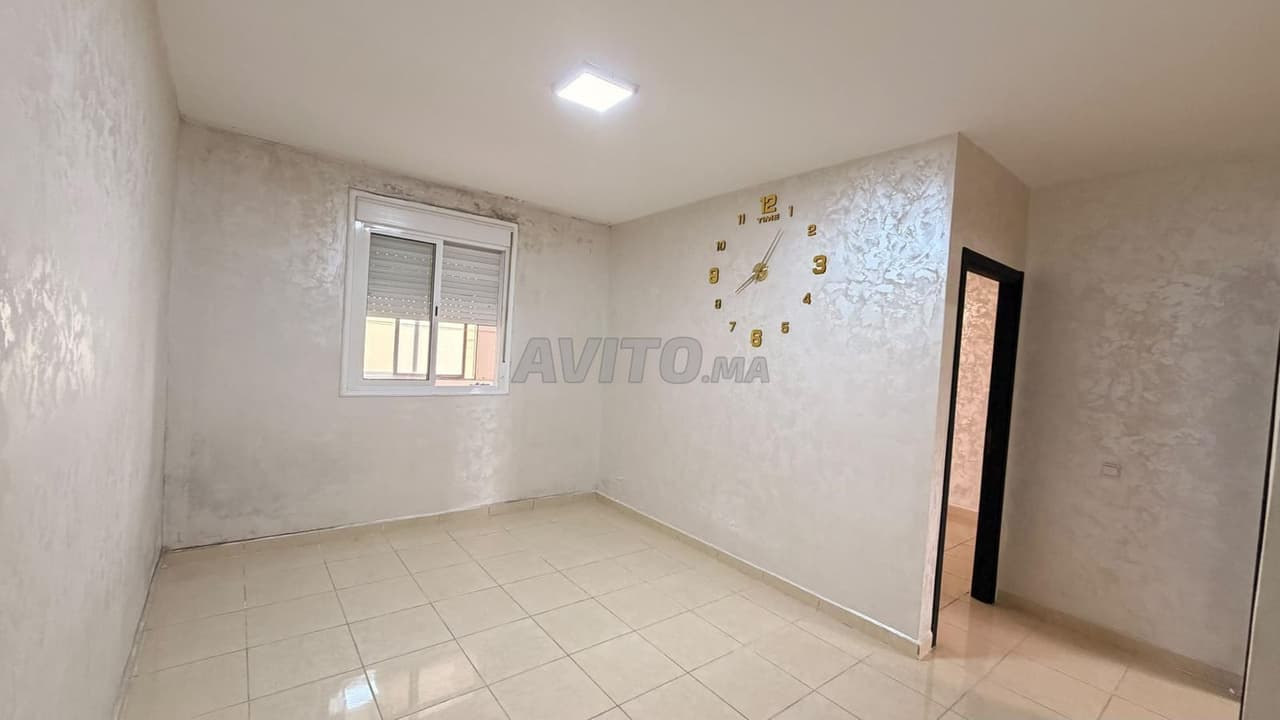 Appartement à vendre à El Moujahidine 62 m²