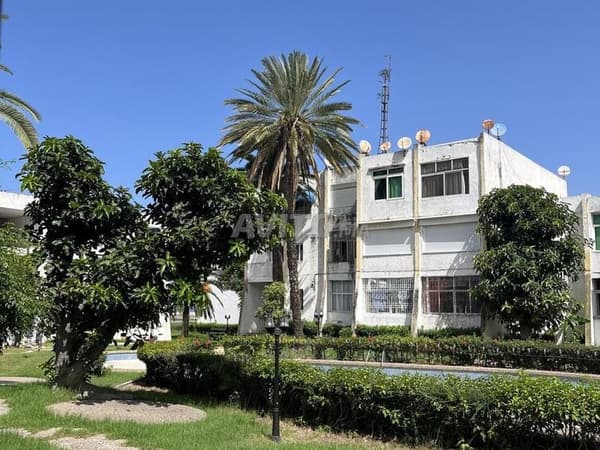 Gemeubileerd Appartement te Huur in Tanger met Fiber