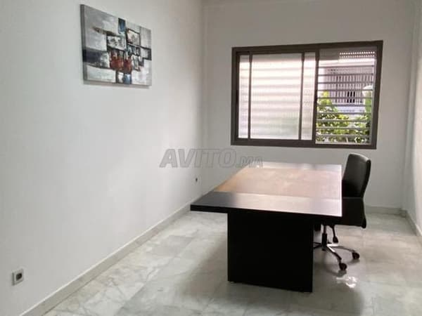 Bureau 45m à vendre à Casa Finance Casa