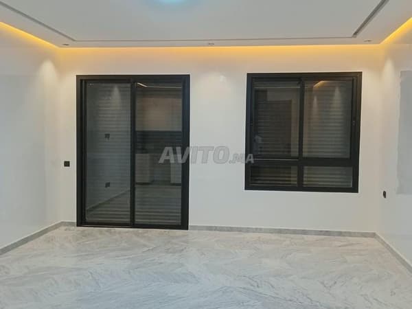 NIEUWBOUW STUDIO'S TE KOOP IN CHIKH KHALIFA