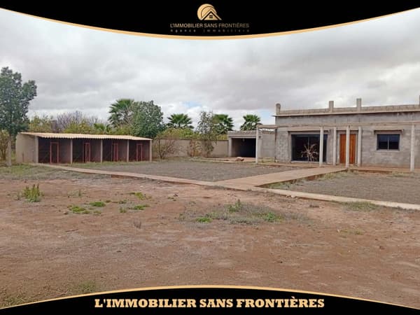 Landbouwbedrijf Melkia te koop van 2 hectare 5.000 m² – Route de Fès Km 20