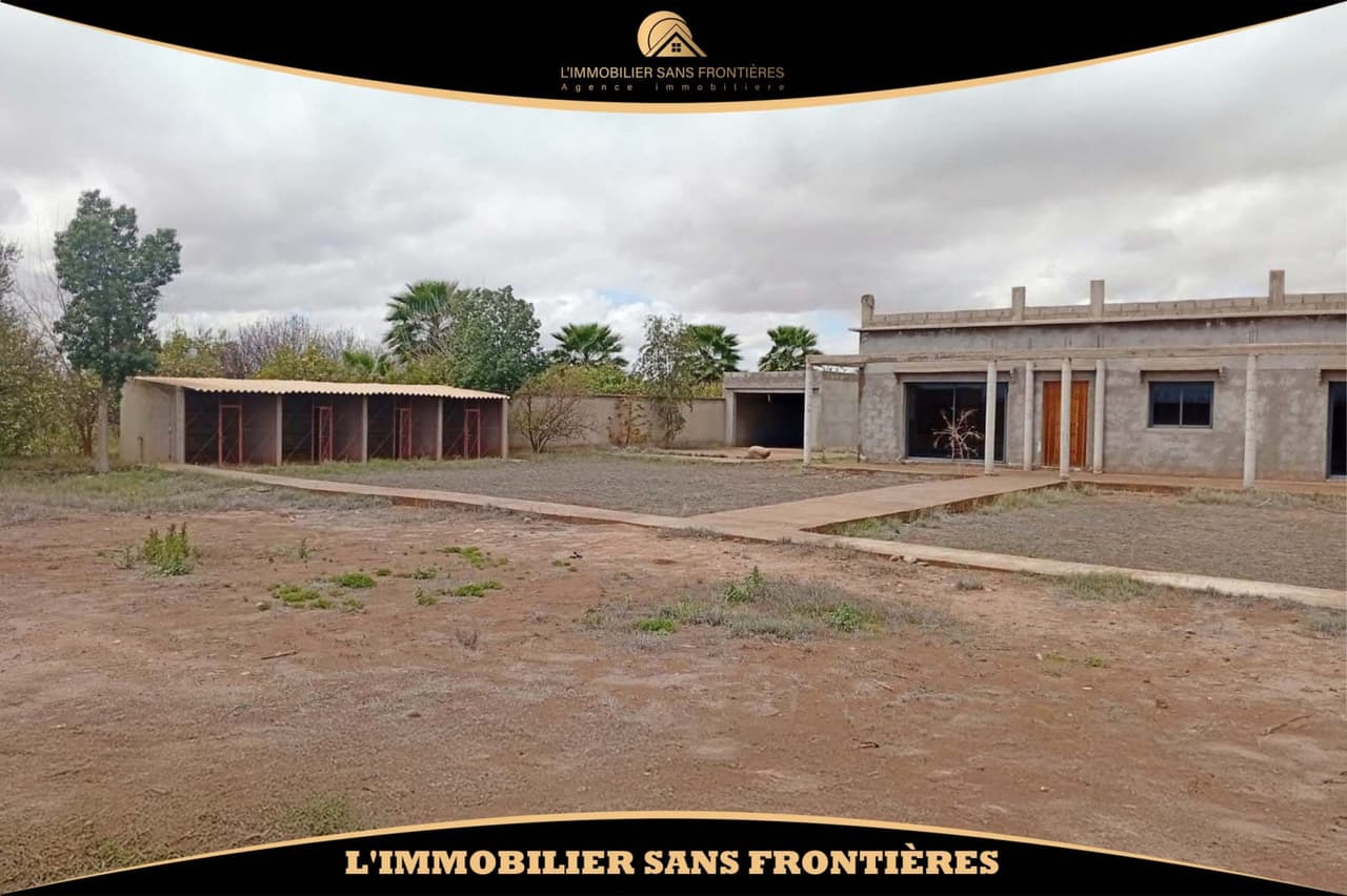Agricultural Farm for Sale in Melkia, 2 Hectares 5,000 m² – Route de Fès Km 20