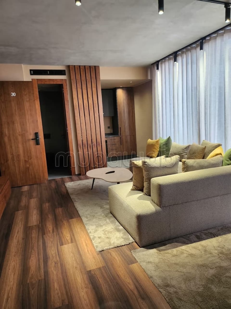 Grand studio Neuf avec terrasse et salle de sport à louer à Gauthier