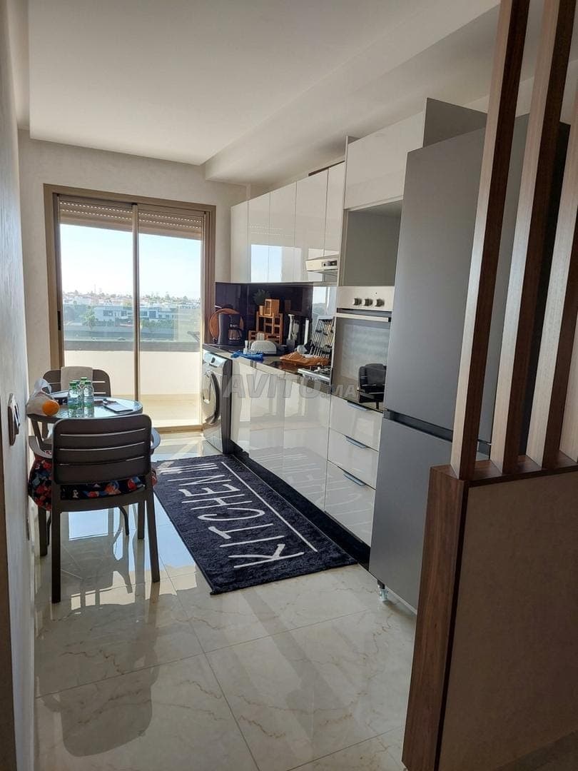 Appartement de luxe meublé à louer Al Wifak