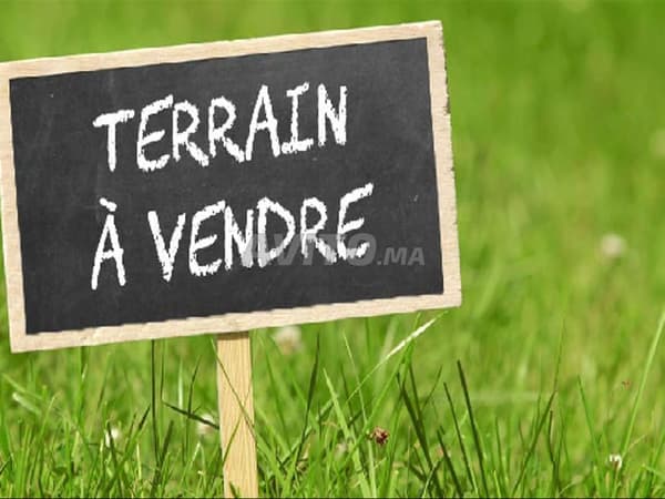 Terrain à vendre au quartier des hôpitaux 2 Mars