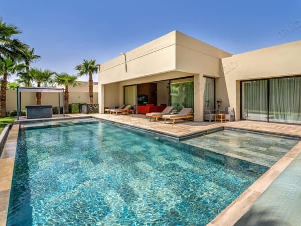 Villa de plain pied à vendre – Route de Ouarzazate