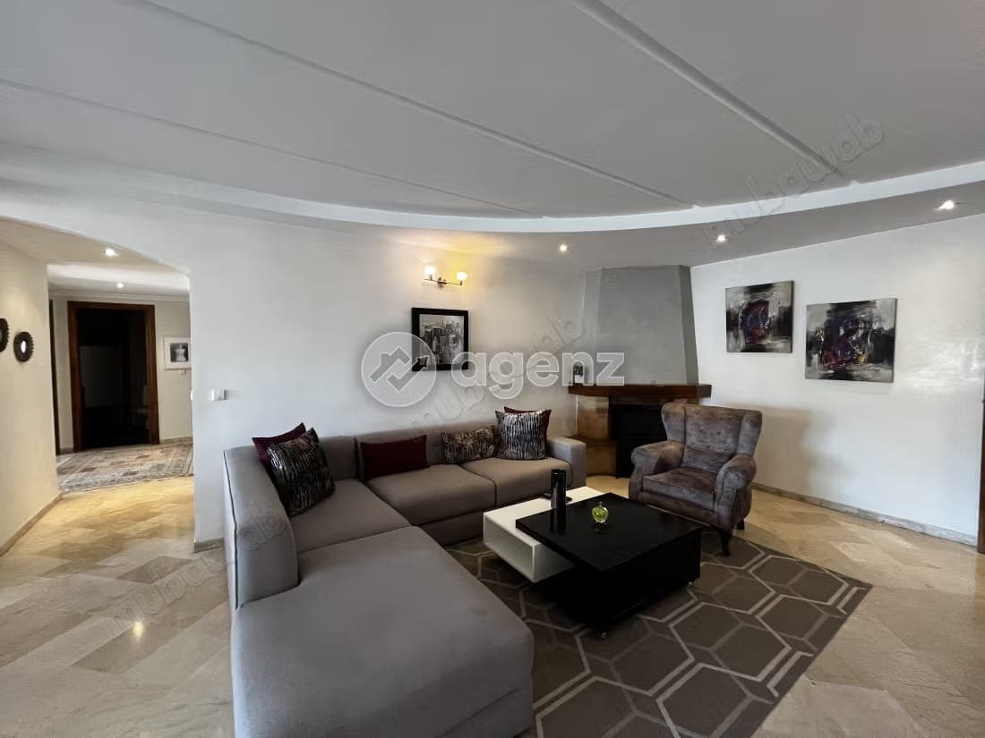 Wohnung zur Miete 156 m², 3 Schlafzimmer Les Hôpitaux Casablanca