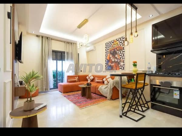 STUDIO MEUBLÉ À LOUER QUARTIER LES HÔPITAUX