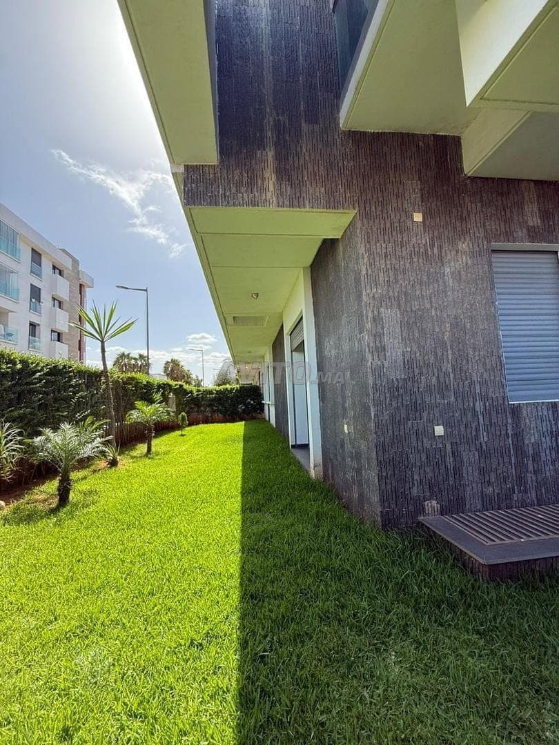 Sale of Ground Floor Apartment with Garden in HAY RIAD