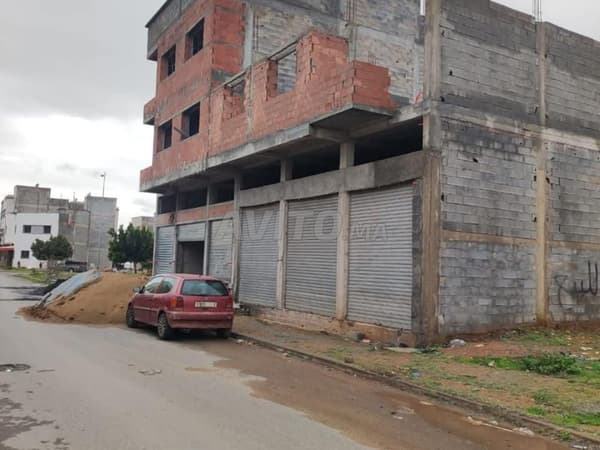À vendre : une maison partiellement construite