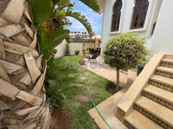 Bella villa in vendita a Sonaba 361m2