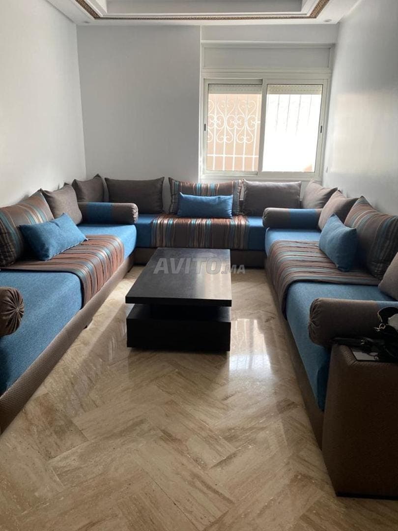 2-kamerappartement met woonkamer en binnenplaats 85m² te koop in La Gironde
