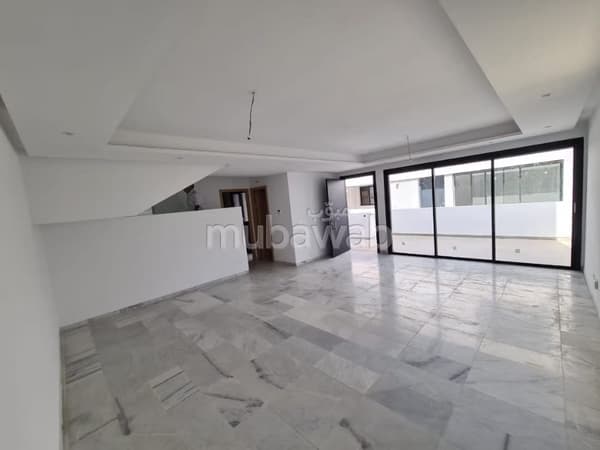 Duplex à louer à la CGI bouskoura