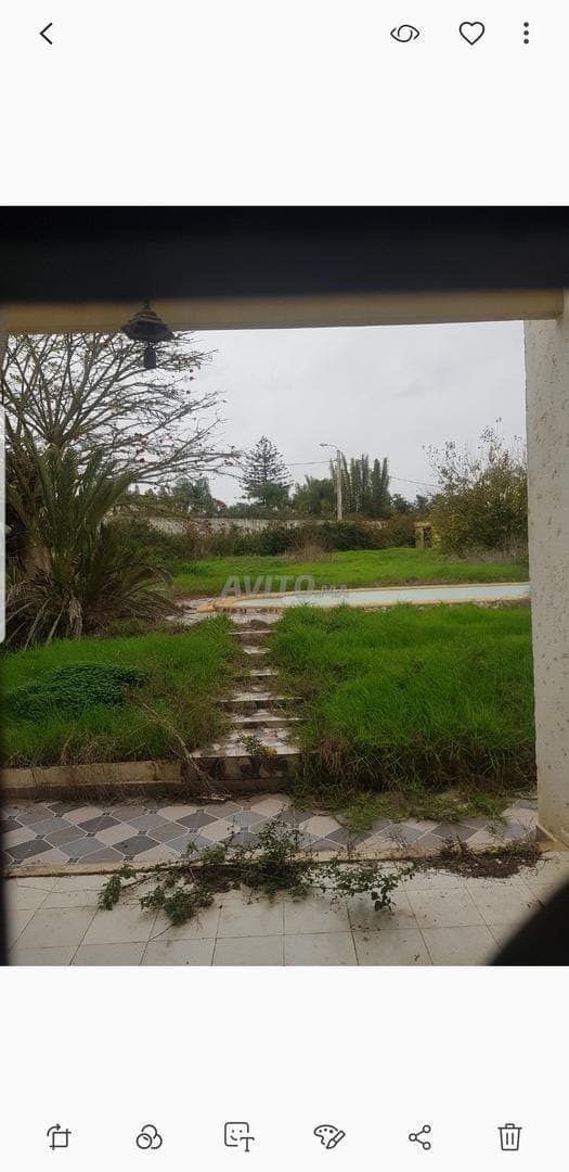 Villa à vendre titrée 2020 m² लॉनिप सुइसि