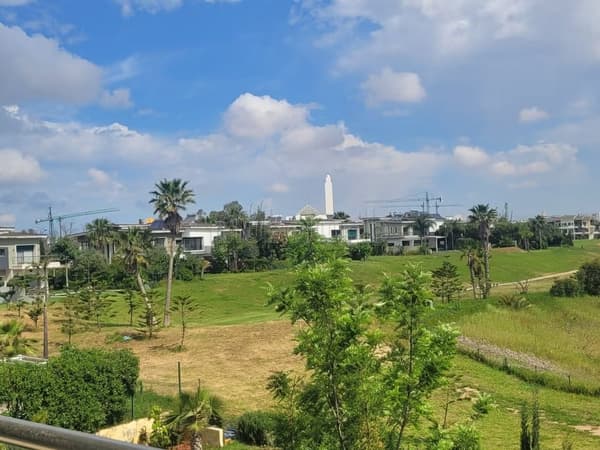 Exceptional furnished duplex with panoramic view of the golf course