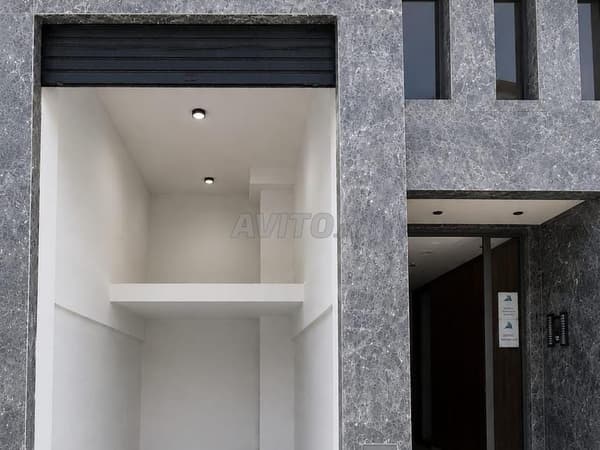 New shop for sale 33 m2 Roche Noires
