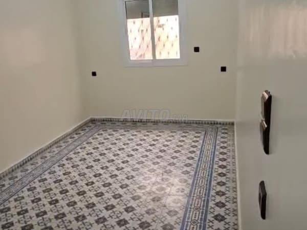 Unmöblierte 3-Zimmer-Wohnung in Drissia
